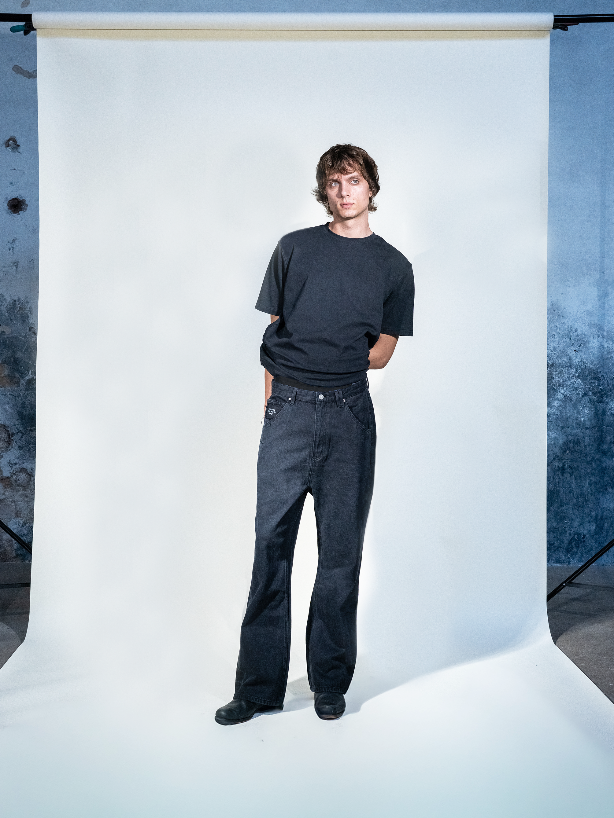 003 black Jeans